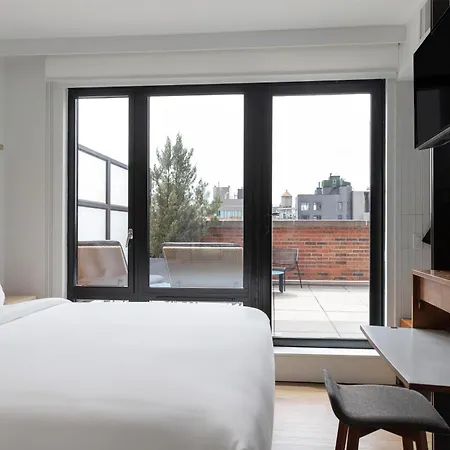Arlo Soho-2